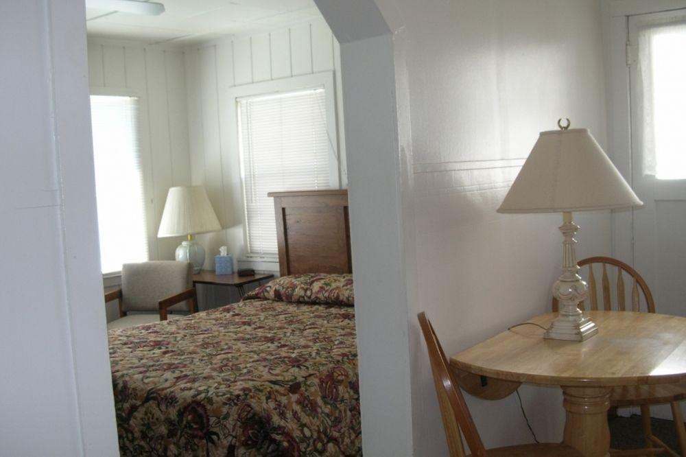 Little River Motel Saint Regis St. Regis Екстериор снимка